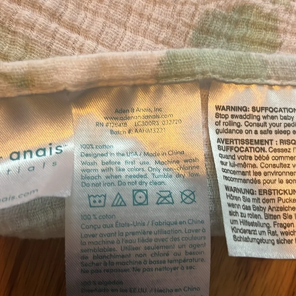 Aden & Anais Cotton Baby Blanket Swaddle Cozy Easth World Globe Green‎ Nursery